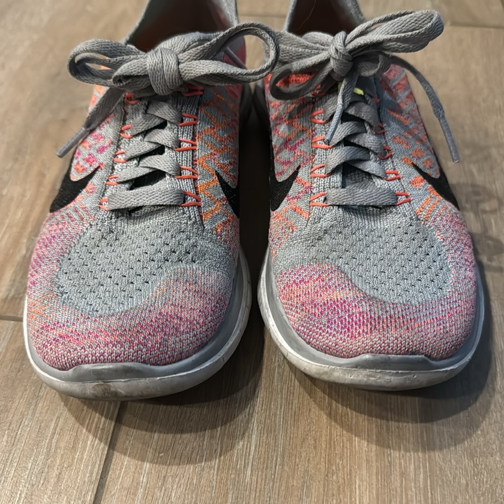 Women’s Nike free 4.0 Running Shoes - Picture 8 of 8